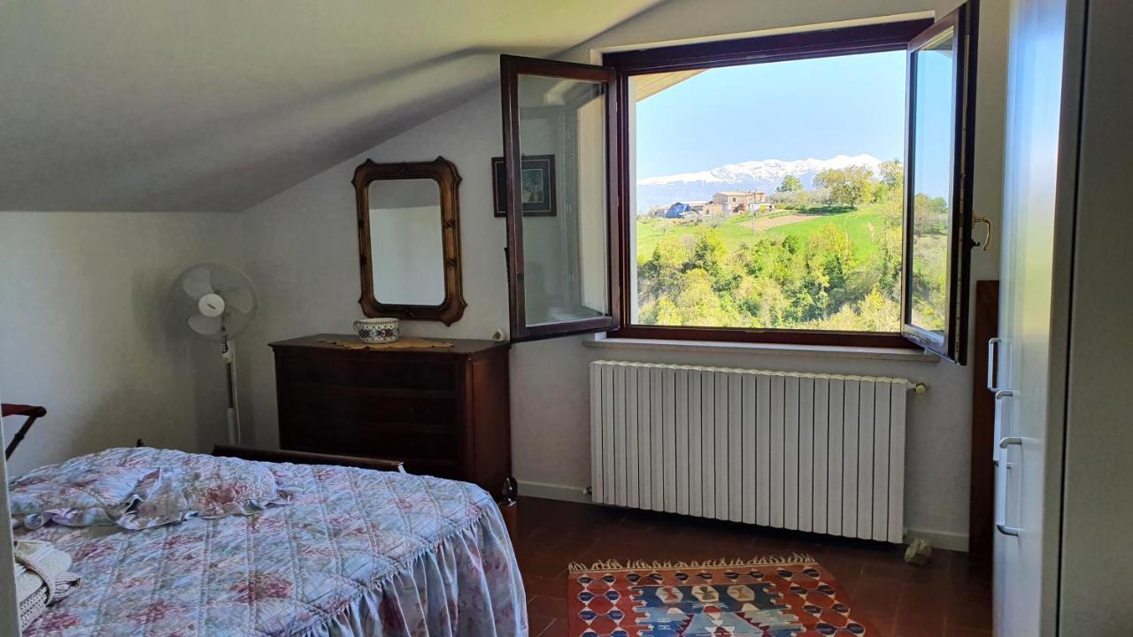Casa Ciuffina Bed & Breakfast Civitella Casanova Exterior photo